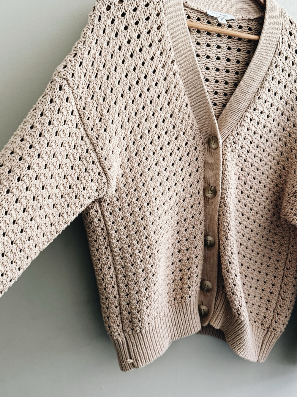 Ann Taylor Cozy Women's Open-Knit Tan Button Relaxed Fit Cardigan Sweater XXL - Picture 3 of 5